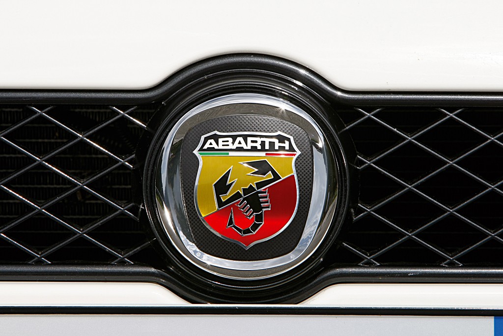 Abathov logo na Grande Puntu