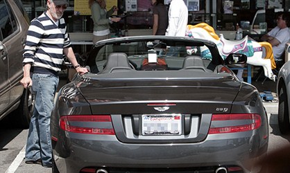 Aston Martin DB9 Volante - Stiven Spilberg