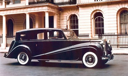 Rolls-Royce-Phantom-IV Rolls-Royce Phantom IV - britanska kraljevska porodica i državne vođe; Franko
