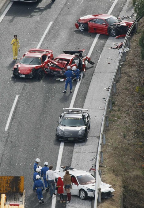 auto 2 Sudar u Japanu